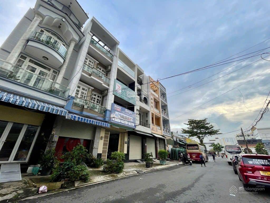 Bán nhà mặt phố tại bình phú, 11 tỷ, 70m2, 4pn, 4wc, 5 tầng, hướng đông