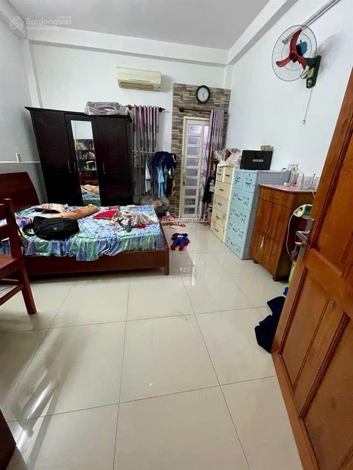 Bán nhà mặt phố tại bình phú, 11 tỷ, 70m2, 4pn, 4wc, 5 tầng, hướng đông
