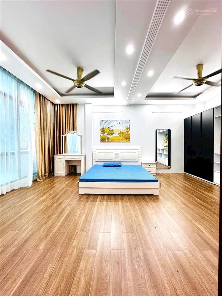 Chính chủ bán nhà tôn đức thắng 5 tầng thang máy , dt 45m , mt 8m . ngõ ôtô tránh , kinh doanh