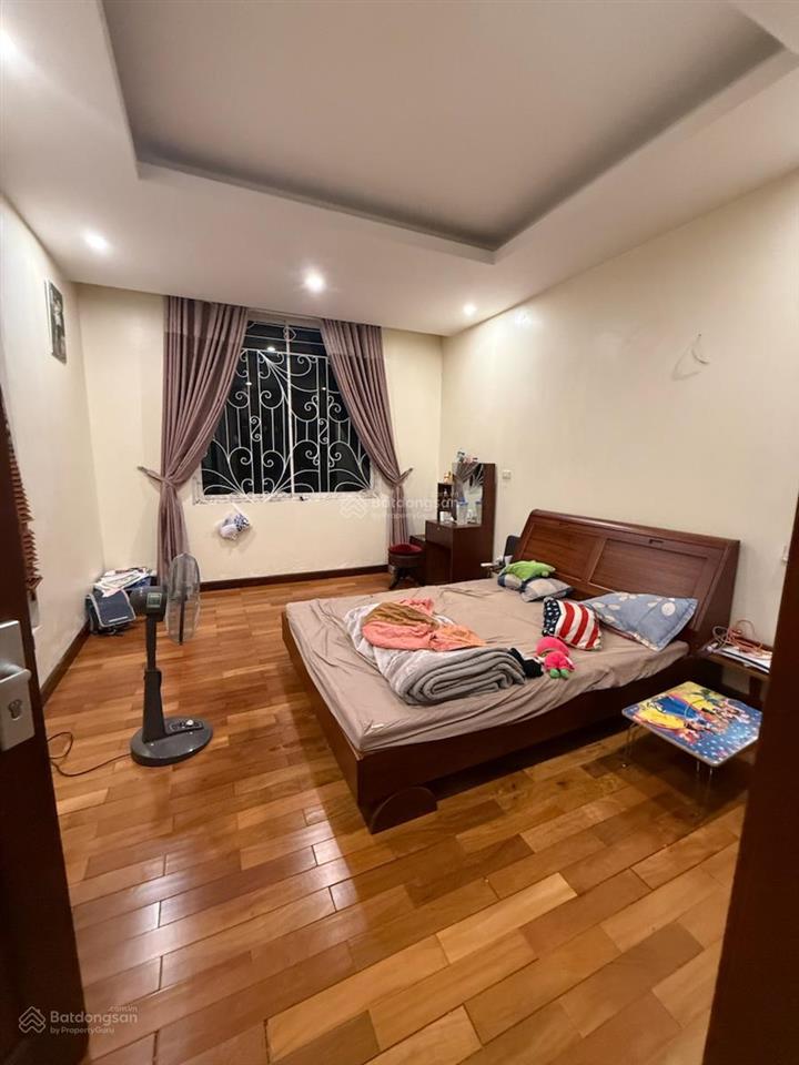 Siêu phẩm nhà dân xây chùa bộc gần học viện ngân hàng ngõ thông ôtô giá rẻ 60m , 5 tầng , mt 5,5m