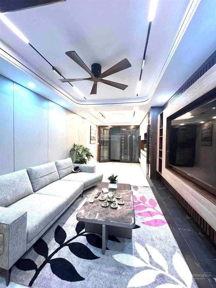 Nhà phân lô 15m ra ô tô tránh, lõi đống đa, cả khu duy nhất 1 căn bán 42m, 6 tầng thang máy