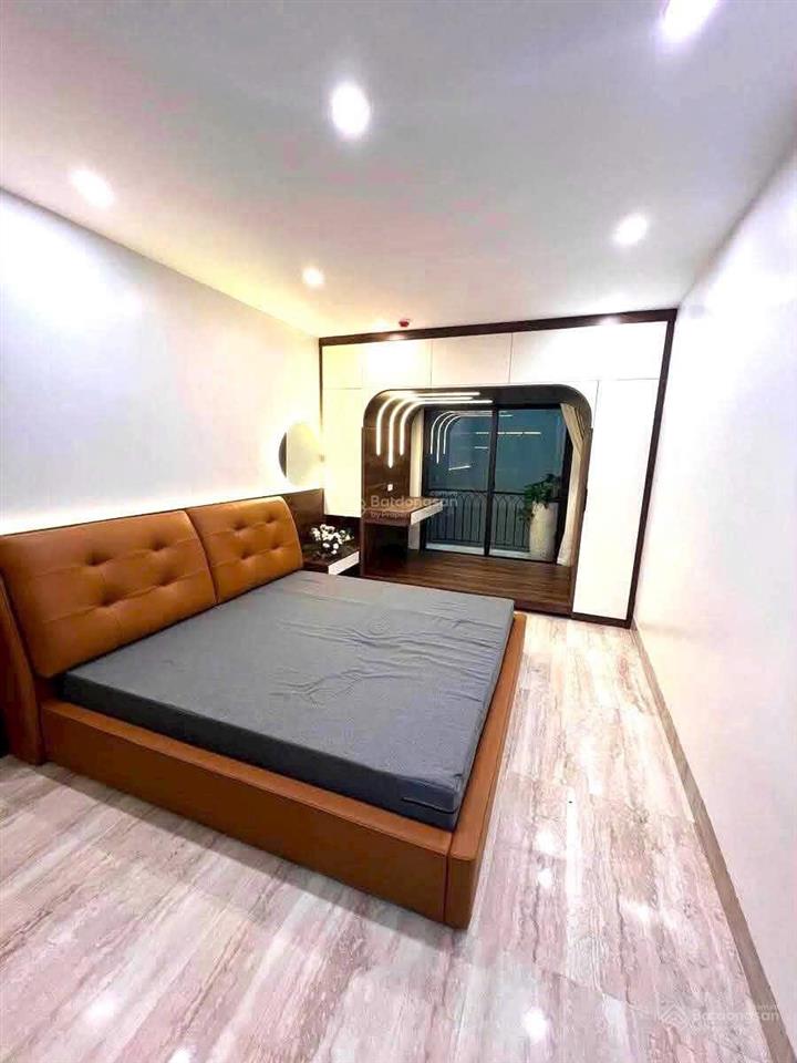 Nhà phân lô 15m ra ô tô tránh, lõi đống đa, cả khu duy nhất 1 căn bán 42m, 6 tầng thang máy