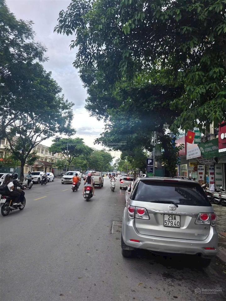 Nhà phân lô 15m ra ô tô tránh, lõi đống đa, cả khu duy nhất 1 căn bán 42m, 6 tầng thang máy