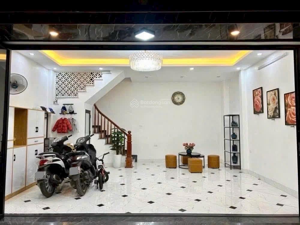 Phân lô quân đội gara 2 ô tô tt thanh xuân  ngõ thông  6 tầng, dt 36m, mt 6m. giá 12,5 tỷ