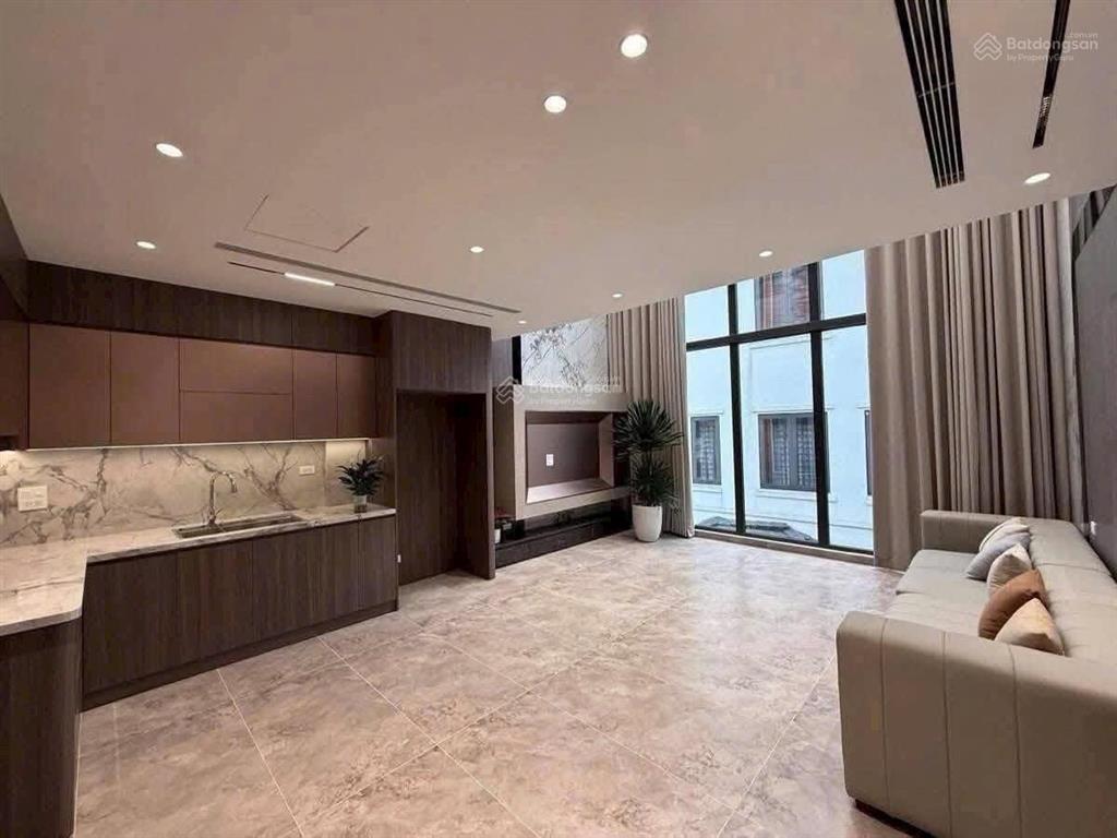 Chủ cắt lỗ bán nhà tt đống đa 6t thang máy, ô tô tránh giá chỉ 18,2 tỷ dt 55m, mt 4,6m. cực hiếm