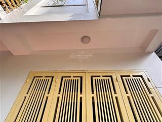 Lô góc nhà riêng phố thái thịnh ngõ rộng nhà khung cột 5 tầng, dt 45m, mt 3,6m. giá 13,2 tỷ