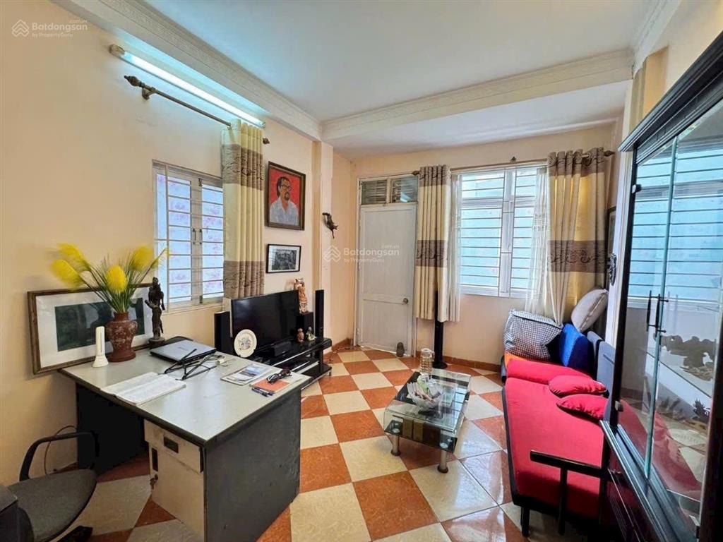 Lô góc nhà riêng phố thái thịnh ngõ rộng nhà khung cột 5 tầng, dt 45m, mt 3,6m. giá 13,2 tỷ
