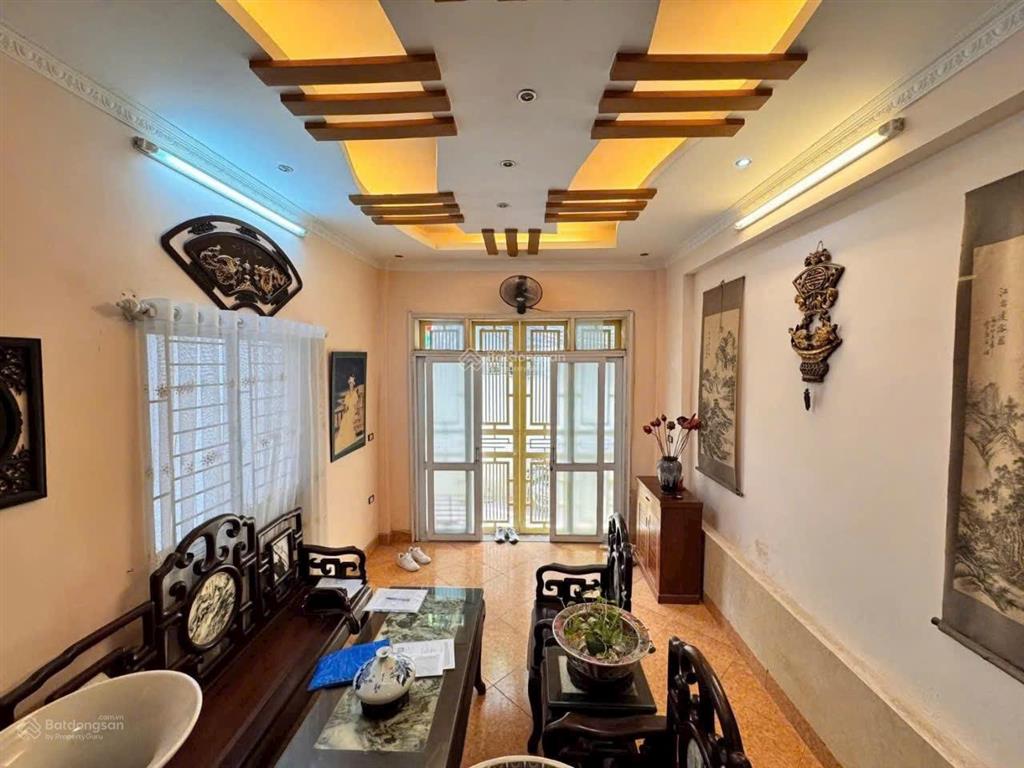 Lô góc nhà riêng phố thái thịnh ngõ rộng nhà khung cột 5 tầng, dt 45m, mt 3,6m. giá 13,2 tỷ