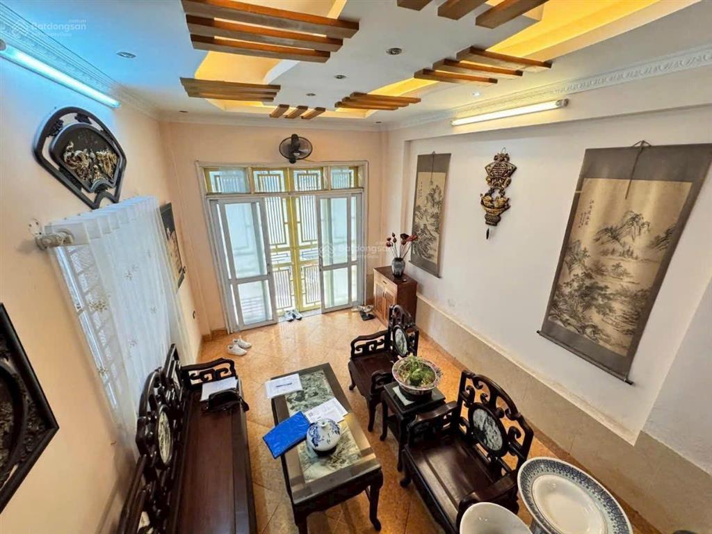 Lô góc nhà riêng phố thái thịnh ngõ rộng nhà khung cột 5 tầng, dt 45m, mt 3,6m. giá 13,2 tỷ