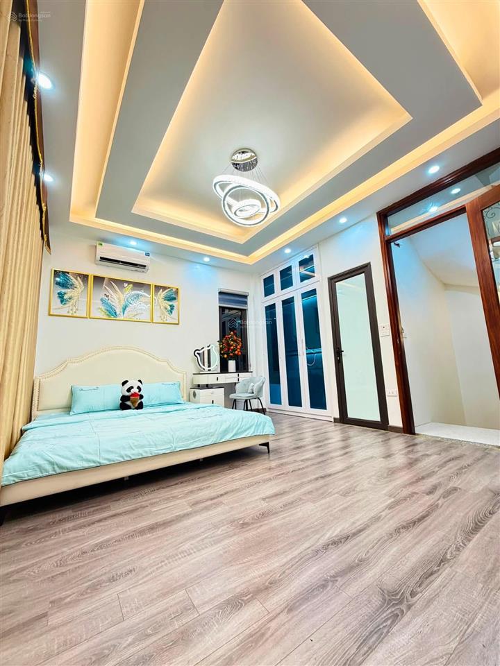 Tin hot nhất chủ cắt lỗ nhà gần hồ linh đàm đường bùi quốc khái sổ phân lô 35m , 5t , mt 4,2m