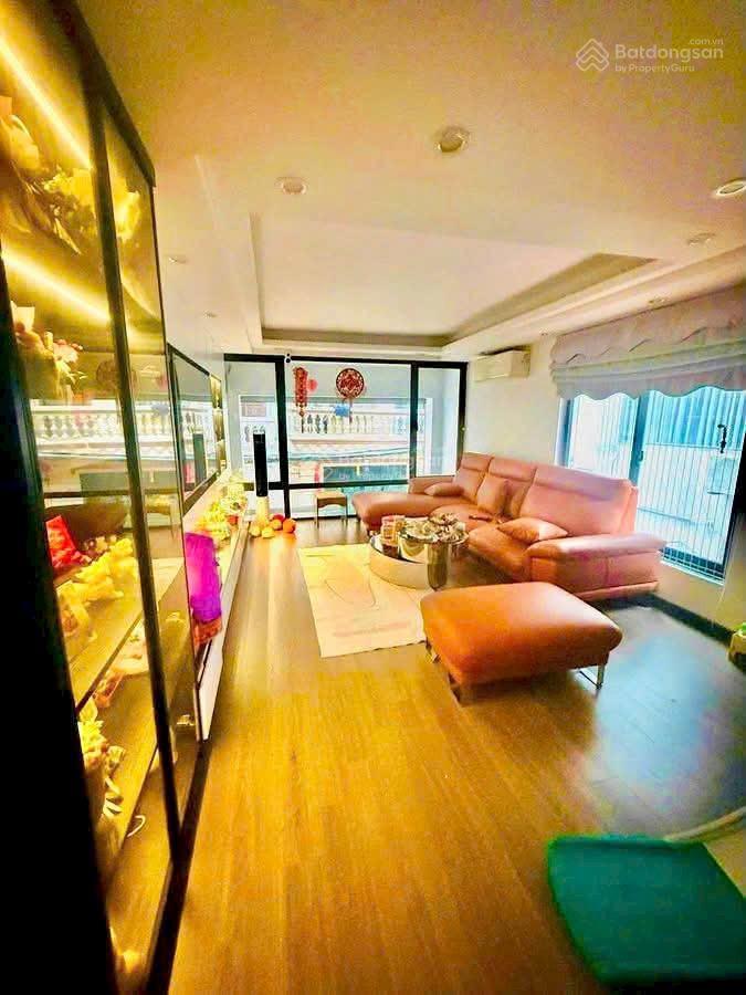 Siêu phẩm sổ phân lô nhà linh đàm ngõ rộng 3,5m , gần phố dân xây 5 tầng , mt 4m . giá chỉ 7,5 tỷ