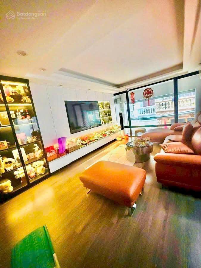 Siêu phẩm sổ phân lô nhà linh đàm ngõ rộng 3,5m , gần phố dân xây 5 tầng , mt 4m . giá chỉ 7,5 tỷ