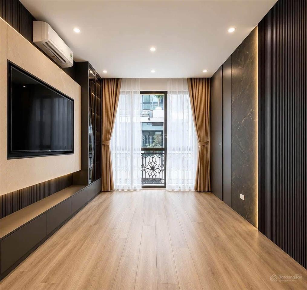 Bán nhà giá rẻ tt q đống đa khu vip phân lô ôtô tránh , kinh doanh 45m . giá chỉ 16,2 tỷ cực kỳ gâp