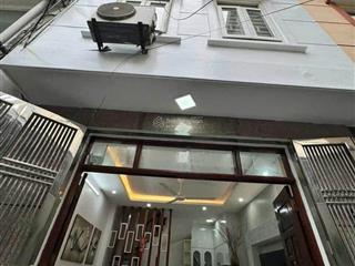 Bán nhà ngõ 37 bằng liệt hoàng mai sổ phân lô đẹp ngõ 3,5m rộng thoáng dân xây 5 tầng giá 7.x tỷ