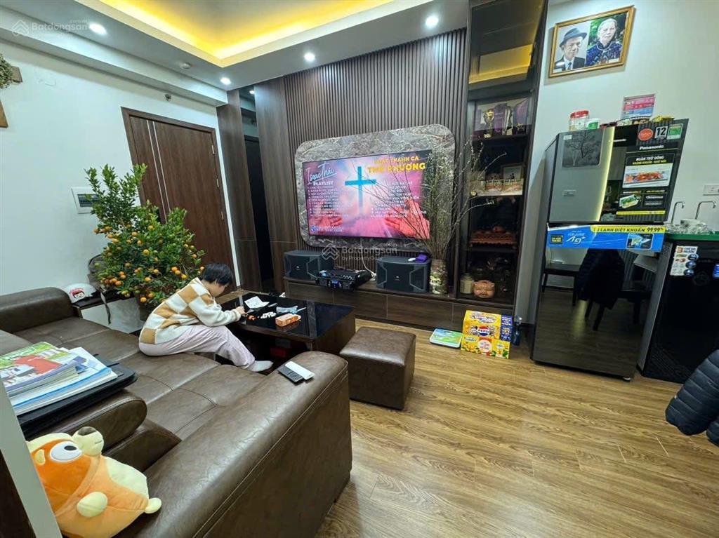 Bán chung cư căn góc toà ct 11 kđt kim văn kim lũ hoàng mai 68,3m , 2 ngủ , 2wc , giá 5,1 tỷ