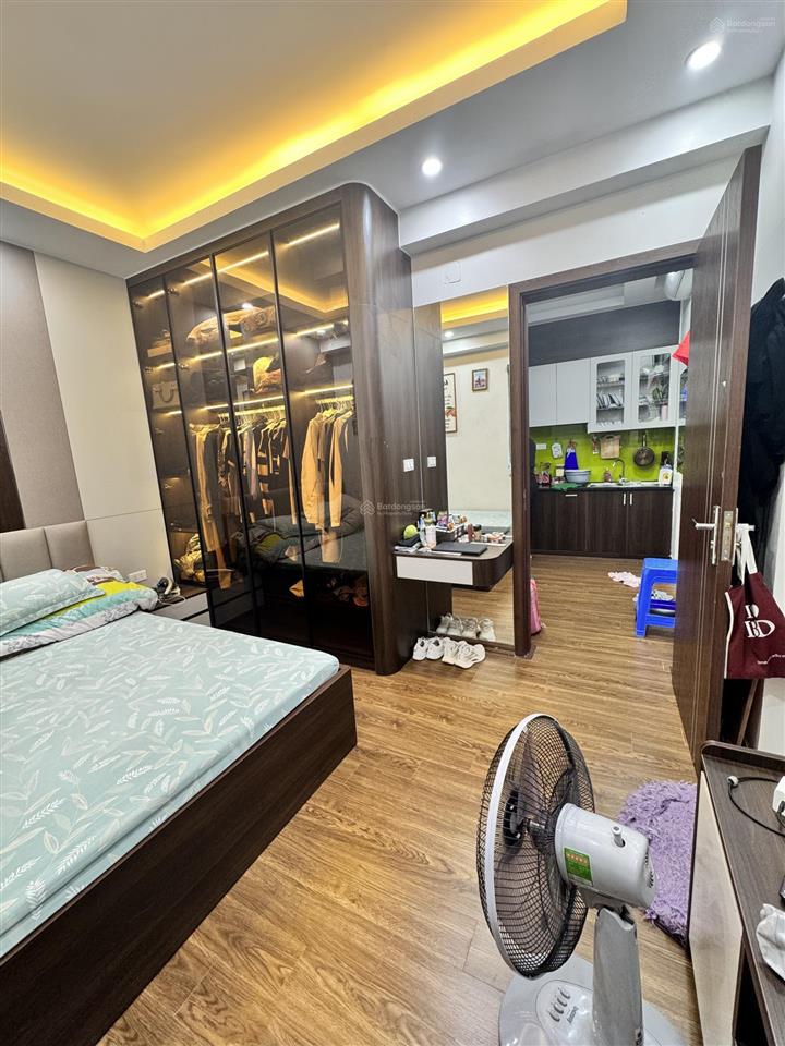 Bán chung cư căn góc toà ct 11 kđt kim văn kim lũ hoàng mai 68,3m , 2 ngủ , 2wc , giá 5,1 tỷ
