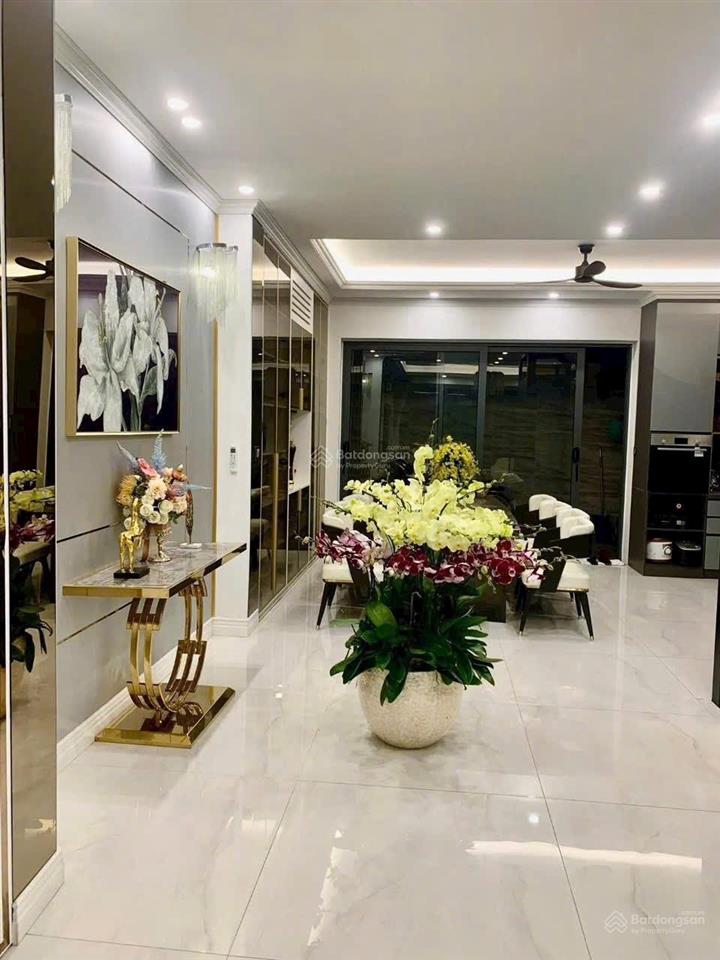 Bán gấp nhà linh đàm hoàng mai sổ phân lô 30m ra ô tô, nhà đẹp 40m², 5 tầng, mt 4,2m. giá 8 tỷ
