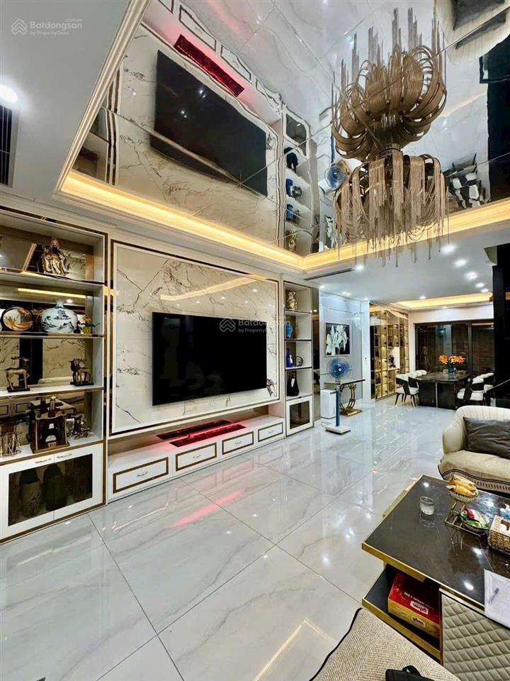 Bán gấp nhà linh đàm hoàng mai sổ phân lô 30m ra ô tô, nhà đẹp 40m², 5 tầng, mt 4,2m. giá 8 tỷ