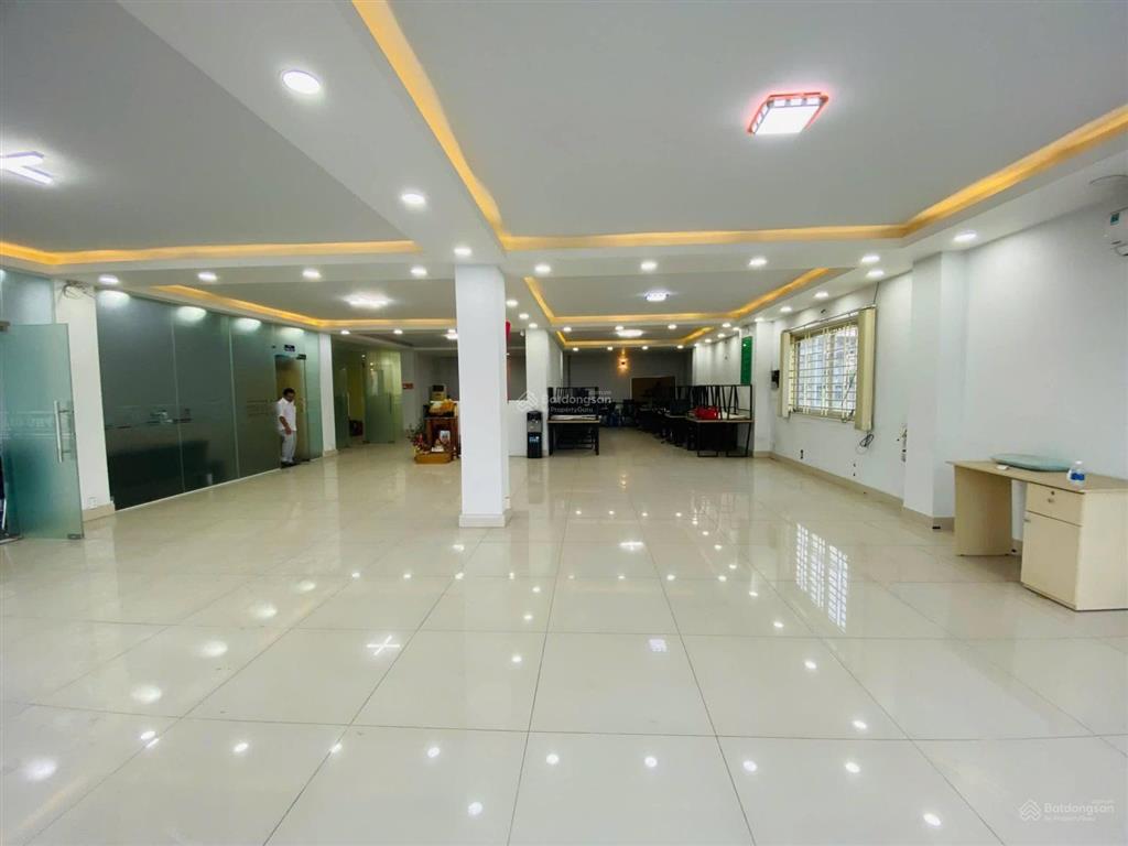 Chính chủ bán gấp nhà mặt tiền ngay lotte cộng hòa q.tân bình dt 28x45m xây 3 hầm 10 lầu 220 tỷ