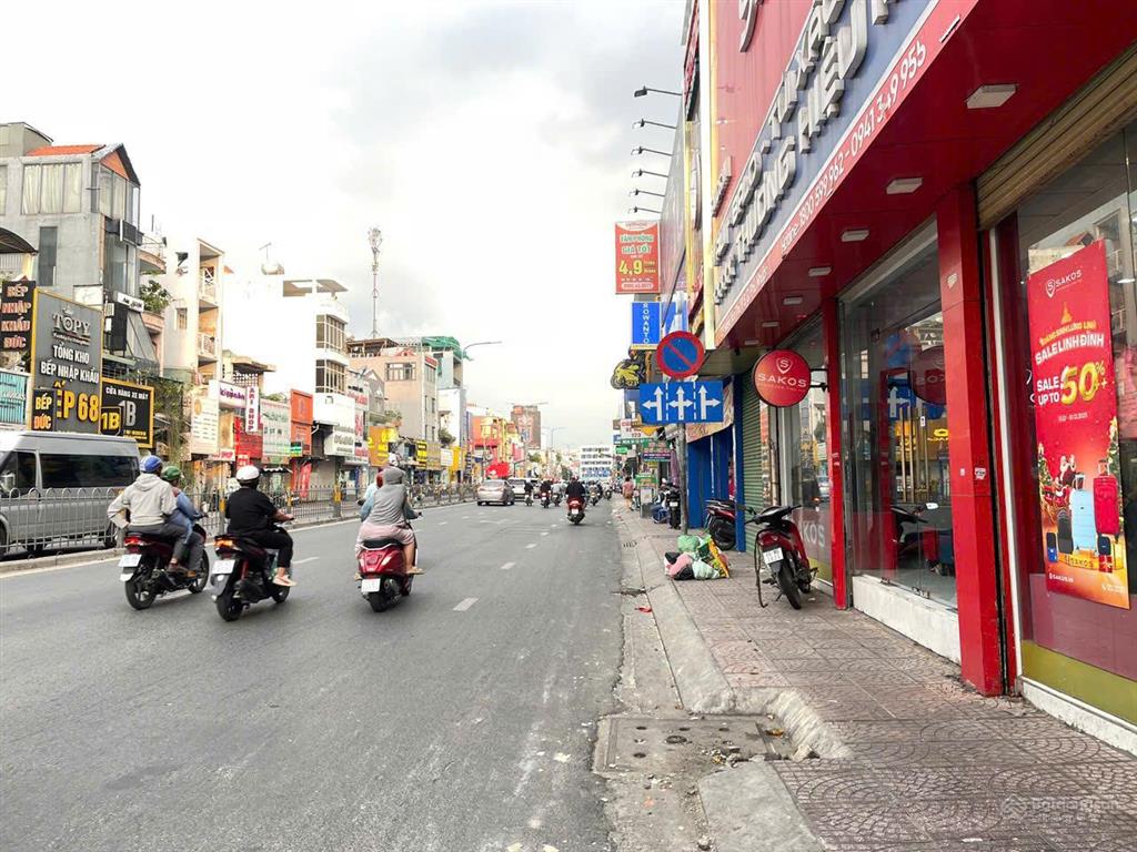 Bán mặt tiền thương hiệu phan đăng lưu p.8 ,q.phú nhuận dt 11x16m 4 lầu hđt 160tr/th giá 42 tỷ