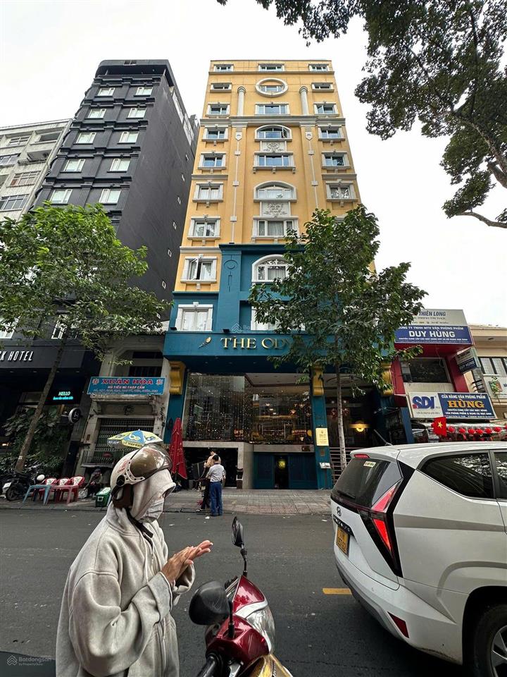 Bán khách sạn 45phòng mặt tiền phố vip bùi thị xuân q1 dt 8.4x18m hầm 8 lầu hđt 455tr/th 132tỷ