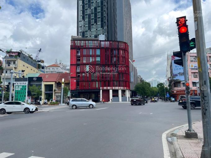 Bán viên kim cương còn lại mặt tiền lê lợi bến nghé q1 dt 10x23m xây 10 lầu hđt 500tr/th  350tỷ