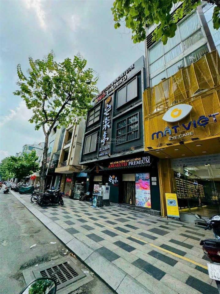 Chính chủ bán nhà mặt tiền nguyễn thị minh khai q1  dt 7x19m kc 2 tầng cho thuê 120tr/th giá 40 tỷ