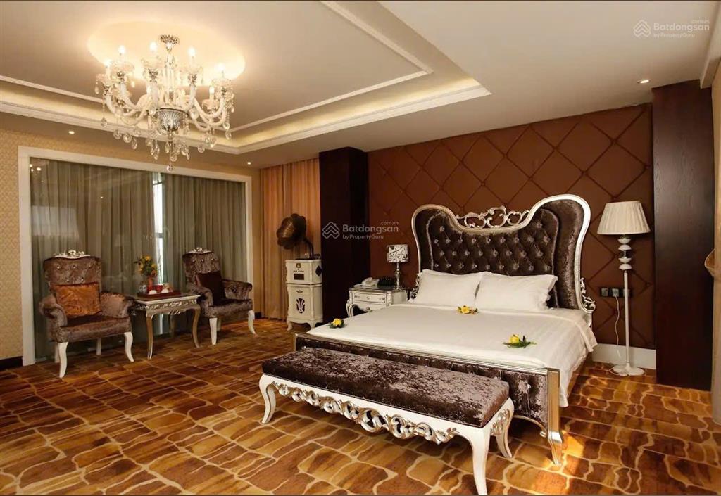 Căn duy nhất mặt tiền vip thương hiệu hai bà trưng p. sài gòn q1 dt 9x28m xây hầm 9 lầu giá 176 tỷ