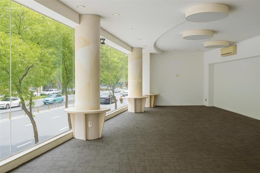 Bán tòa nhà cao tầng mặt tiền xa lộ hà nội p.thảo điền q2 dt 20x30m xây 2 hầm 12 lầu giá 230 tỷ