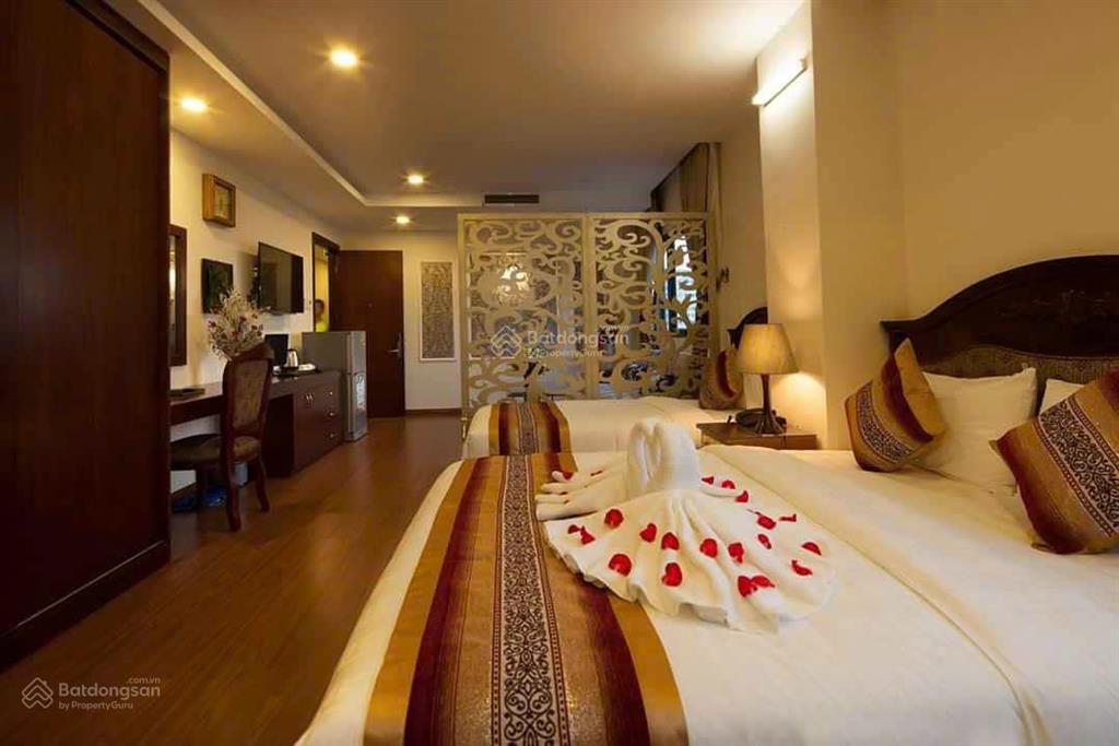Cần bán gấp nhà 179b hai bà trưng p.võ thị sáu q3  dt 15x28m hầm 3 lầu hđt 220 tr/th giá 152 tỷ