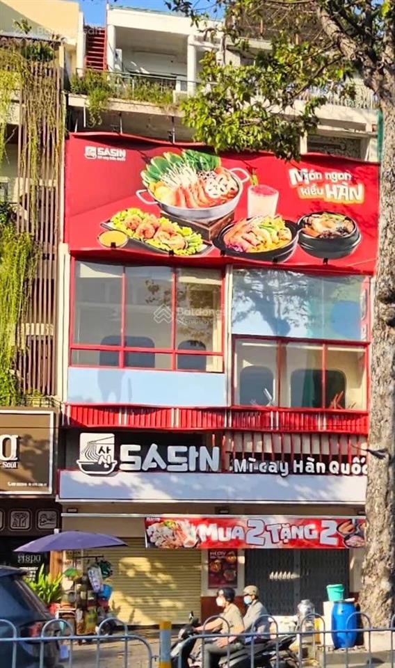 Bán siêu phẩm mặt tiền nguyễn thái học trần hưng đạo q1 dt 8.2x18m 5 lầu hđt 200tr/th giá 74 tỷ