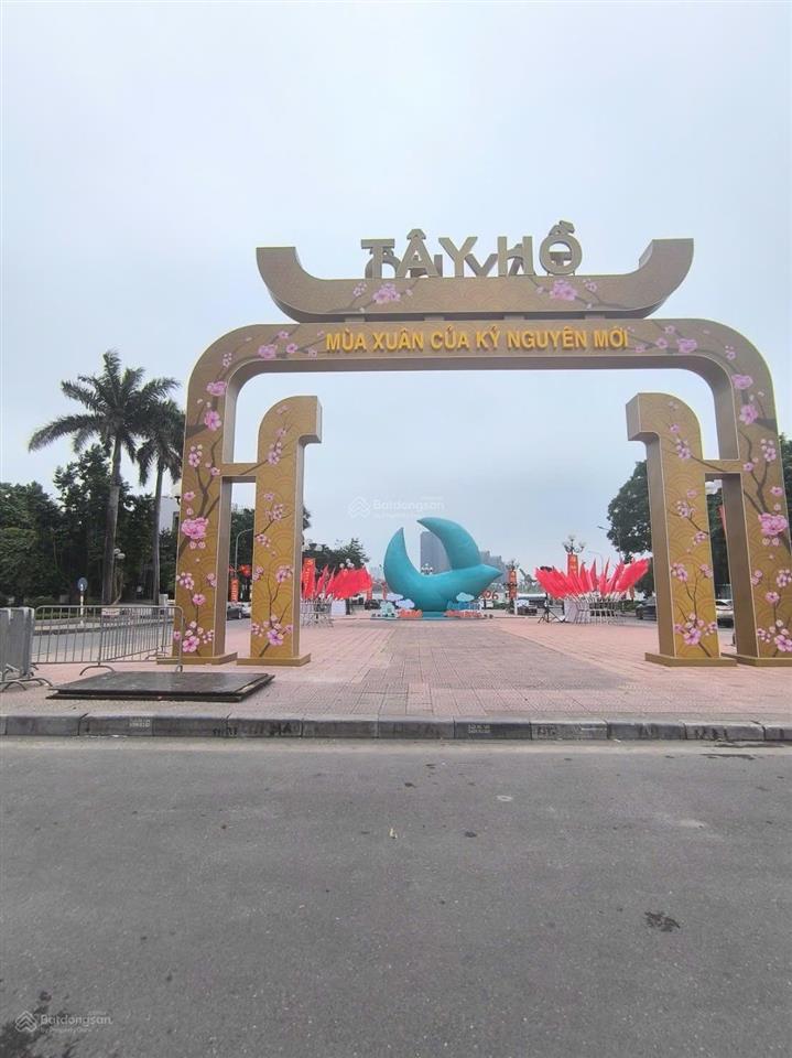 Bán nhà 4 tầng vị trí đẹp dt 58m2mt 5.5m lô gócgara hàng xóm ciputraphú thượngtây hồ.giá13.8tỷ