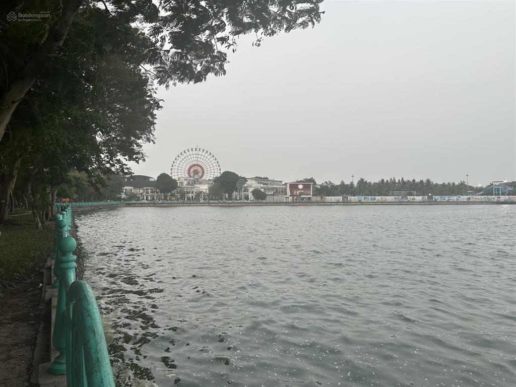 Bán mảnh đất đẹp phường phú thượngtây hồ dt 60m2mt 5.5mô tô 7 chỗ vàosát khu ciputra.giá12.6tỷ