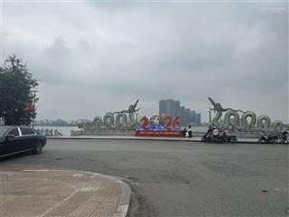 Bán nhà 4 tầng vị trí đẹp dt 169m2 mt 11m gần hồ tây phố lạc long quântrung tâm tây hồ. giá 26tỷ