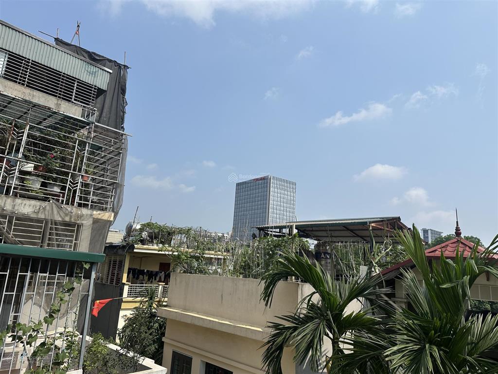 Bán nhà 5tầng giá rẻ mặt phố nhật chiêutây hồdt99m2mt 6.3mview toàn hồ tâygaravỉa hè.giá 99tỷ