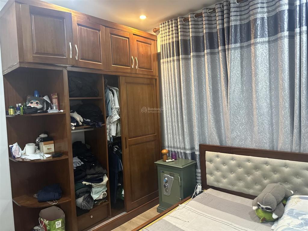 Bán nhà 5tầng giá rẻ,đẹpview hồ tây dt99m2mt6.5mgaralôgóc 3thoángphố nhật chiêutây hồ.giá39đ