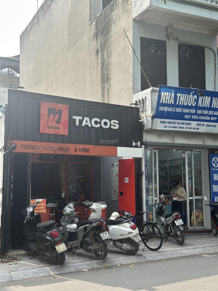 Bán nhà 5tầng đẹp view hồ tây dt102m2mt6.3mgaralôgóc 3 thoángphố nhật chiêutây hồ.giá39.5tỷ