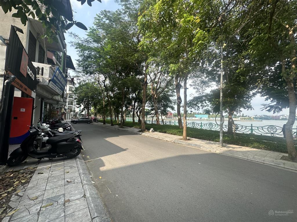 Bán nhà 5tầng giá rẻ và view hồ dt 101m2mt 6.5mlôgóc 3 mặt thoángphố nhật chiêu tây hồ.zá39tỷ