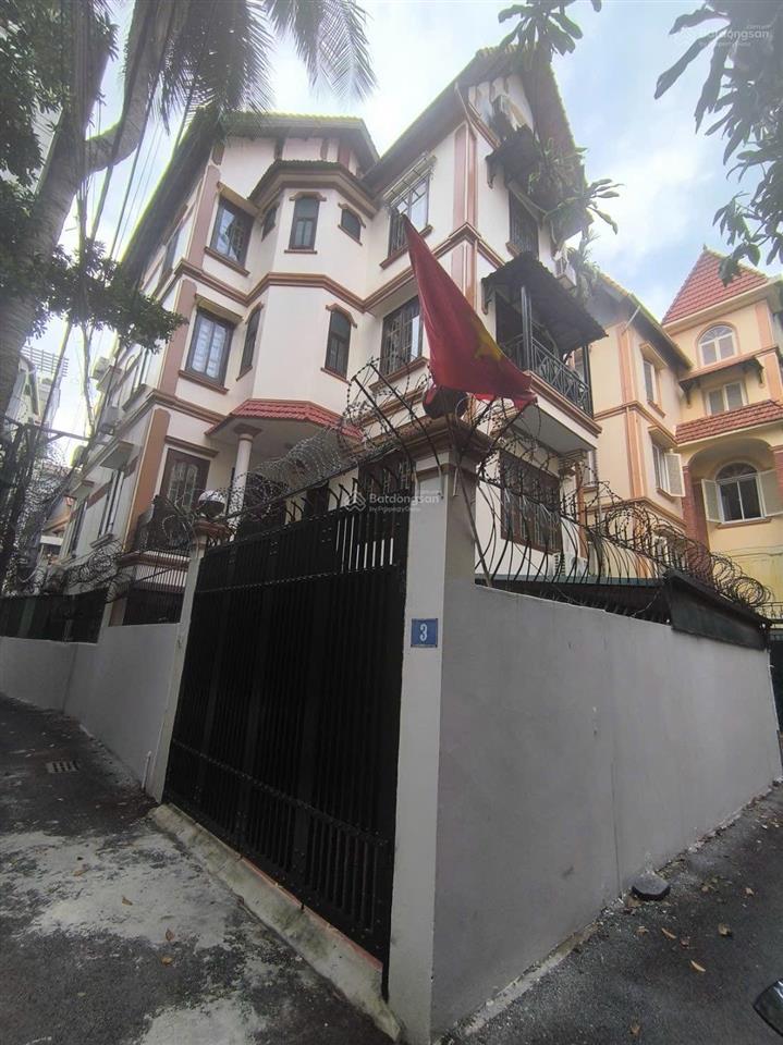 Bán ngôi biệt thự 4 tầng phố tây hồ dt 316m2 mt 12,8m gần hồ tây và phố quảng bá  tây hồ giá 86tỷ