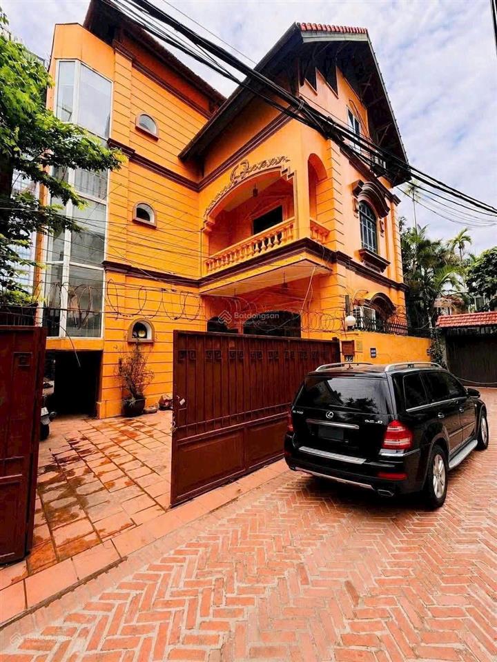 Bán ngôi biệt thự 4 tầng phố tây hồ dt 316m2 mt 12,8m gần hồ tây và phố quảng bá  tây hồ giá 86tỷ