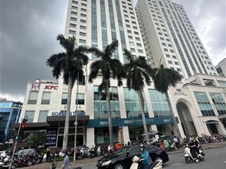 Bán nhà 6tầng dt55m2mt5.5m3mặt thoánggarađường ôtô tránhview hồgần phố tt cầu giấy.giá19.9tỷ