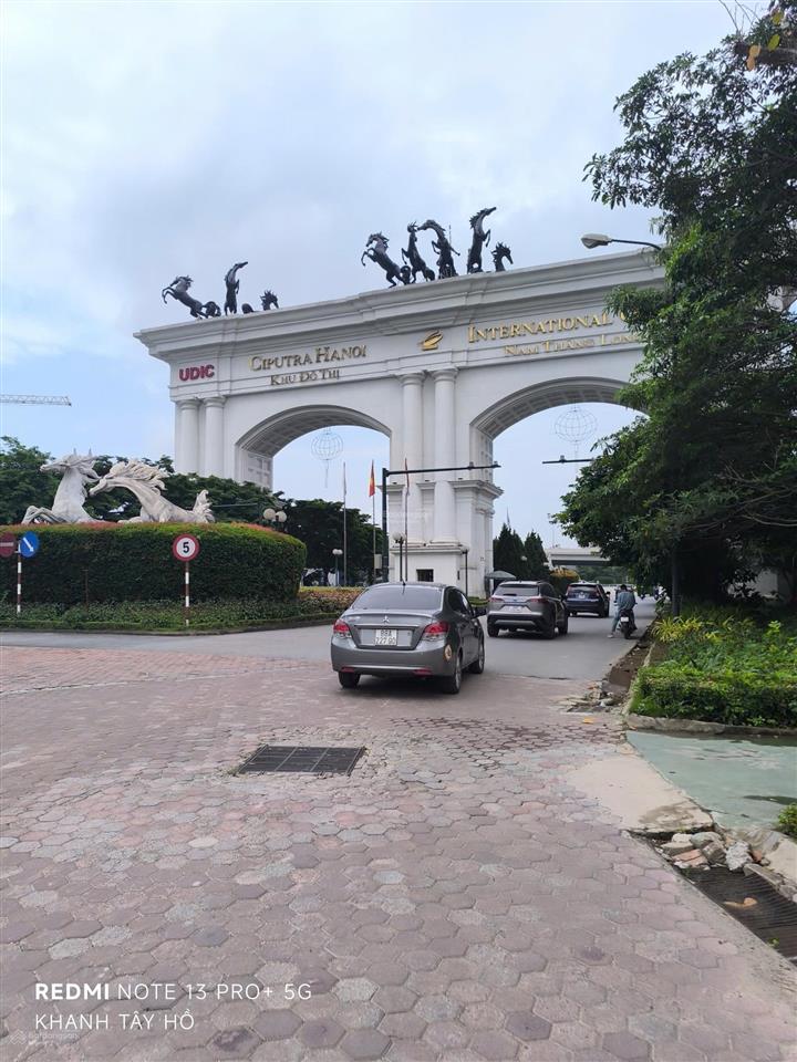 Bán nhà 7tầng dt52m2mt 7mlô gócnhà đẹp có 70t/thánggần ciputra phố phú thượngtây hồ.giá12.3tỷ