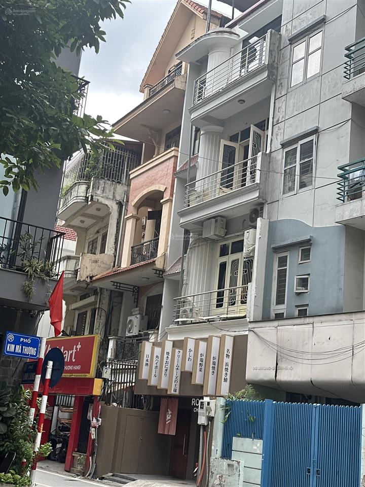 Bán nhà 3 tầng dt 128m2mt 7,2m2 mặt thoángchỉ 3 bước chân ra phố linh langtt ba đình.giá21.3tỷ