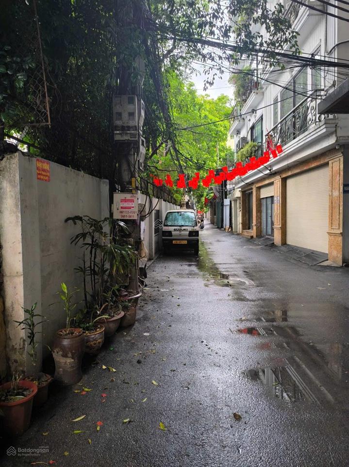 Bán nhà 4 tầng dt35m2mt3.5mnhà đẹp ở ngaygần ôtô tránhphố cầu giấytrung tâm cầu giấy.giá6.6tỷ