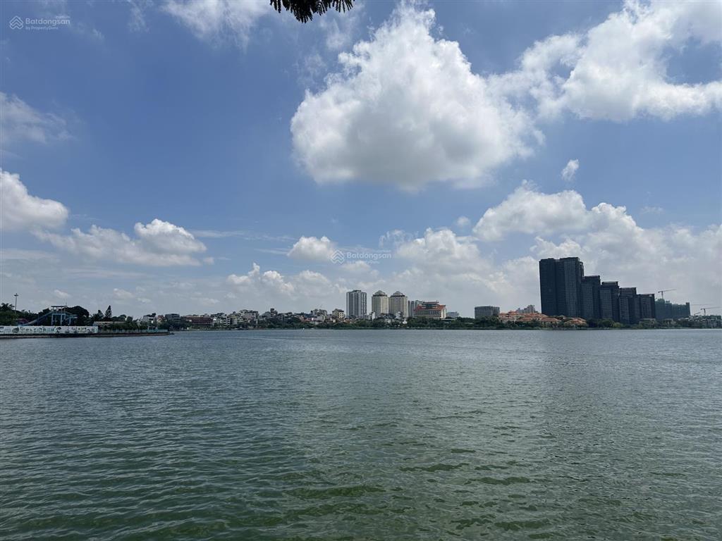 Bán ngôi biệt thự 4 tầng view hồ tây dt 316m2 mt 12,9mgần hồ tâyphố quảng khánhtây hồ.giá 88tỷ
