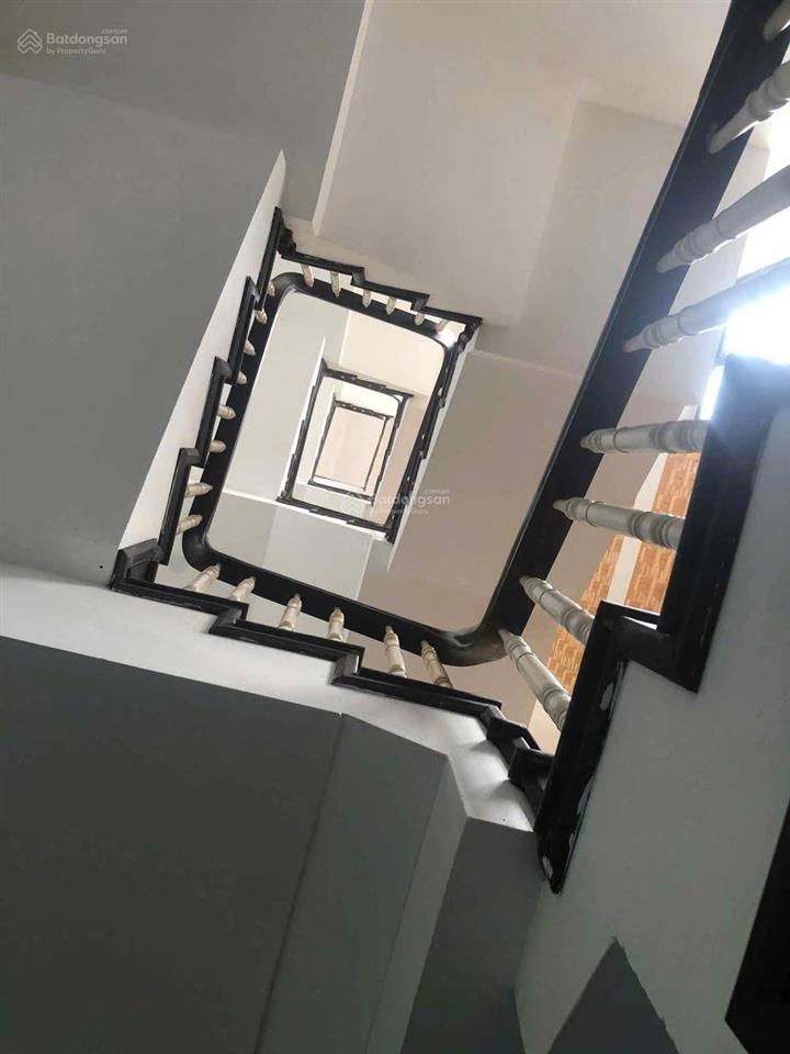 Bán nhà 5 tầng view hồ tâyphố nhật chiêutây hồ dt 63m2mt 4mgần hồ tây và lottee tây hồ.giá18tỷ