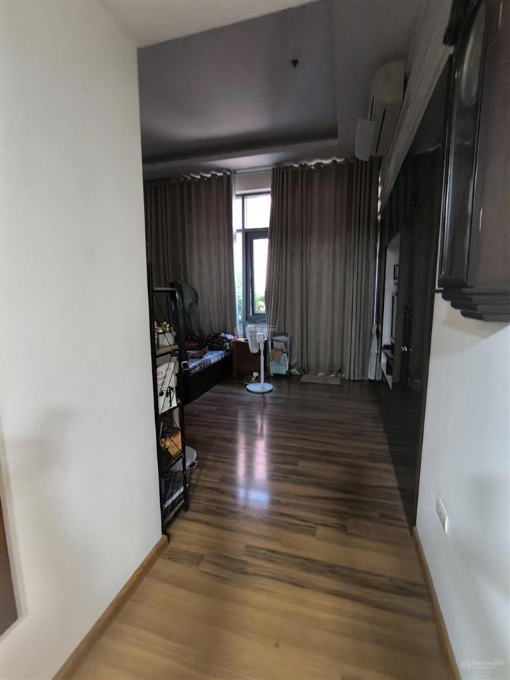 Bán căn chung cư penhous tuyệt đẹp khu cầu giấygần kangnam dt386m2có 4 ngủ rộng và đẹp.giá39.9tỷ