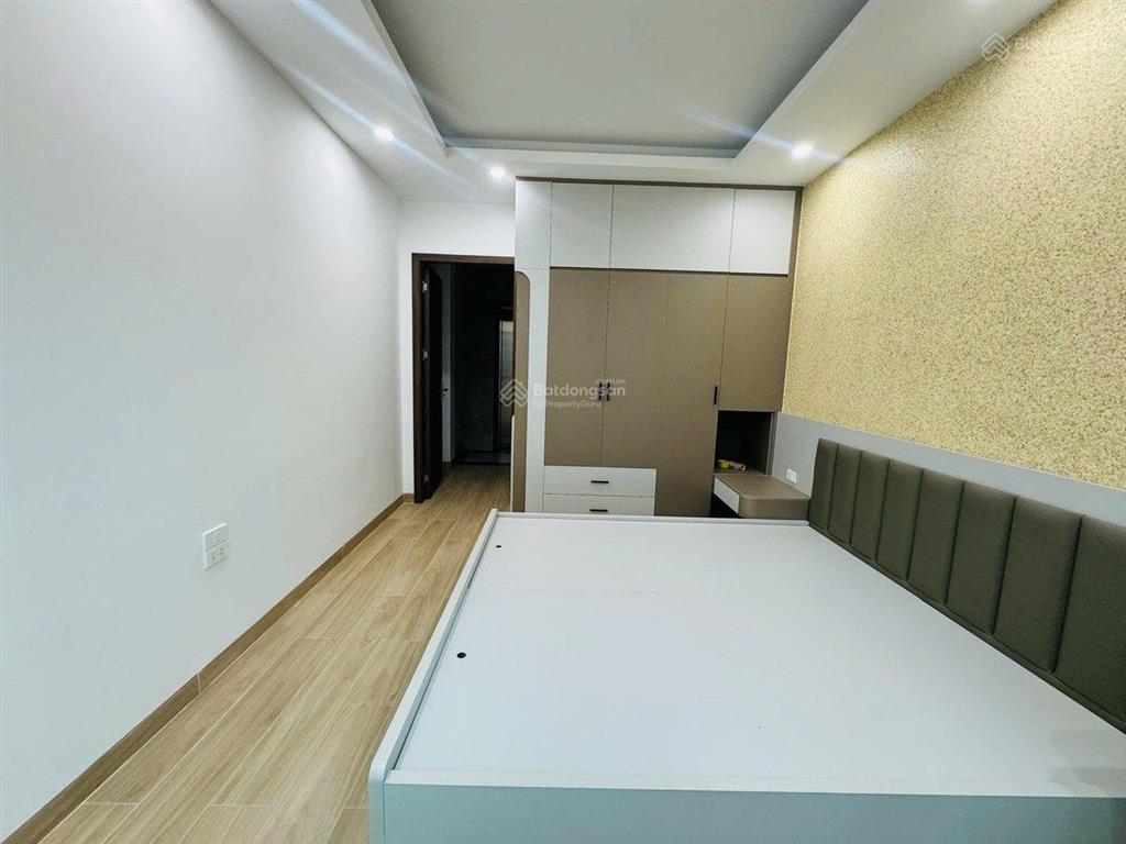 Bán nhà 7 tầng dt56m2mt7mthang máylogocnhà mới đẹp gần ciputra phố phú thượngtây hồ.zá12.5tỷ
