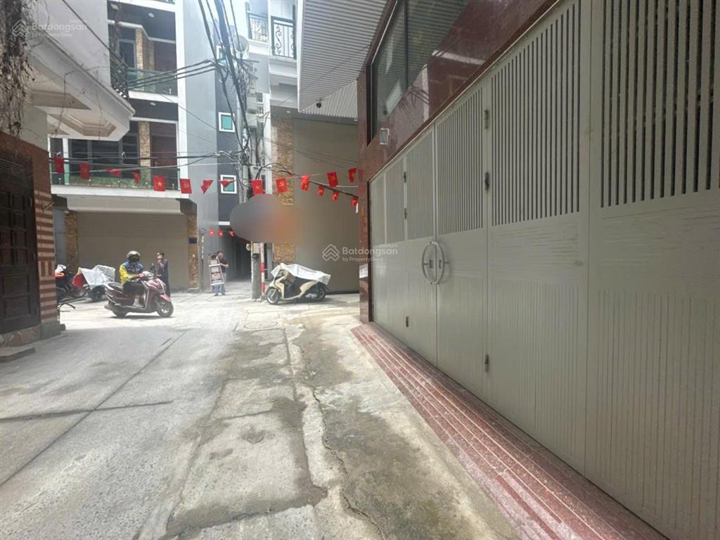 Bán nhà 4 tầng dân xây dựng dt 173m2 mt 10m nhà gần hồ tây và phố lạc long quân  tây hồ. giá 25tỷ
