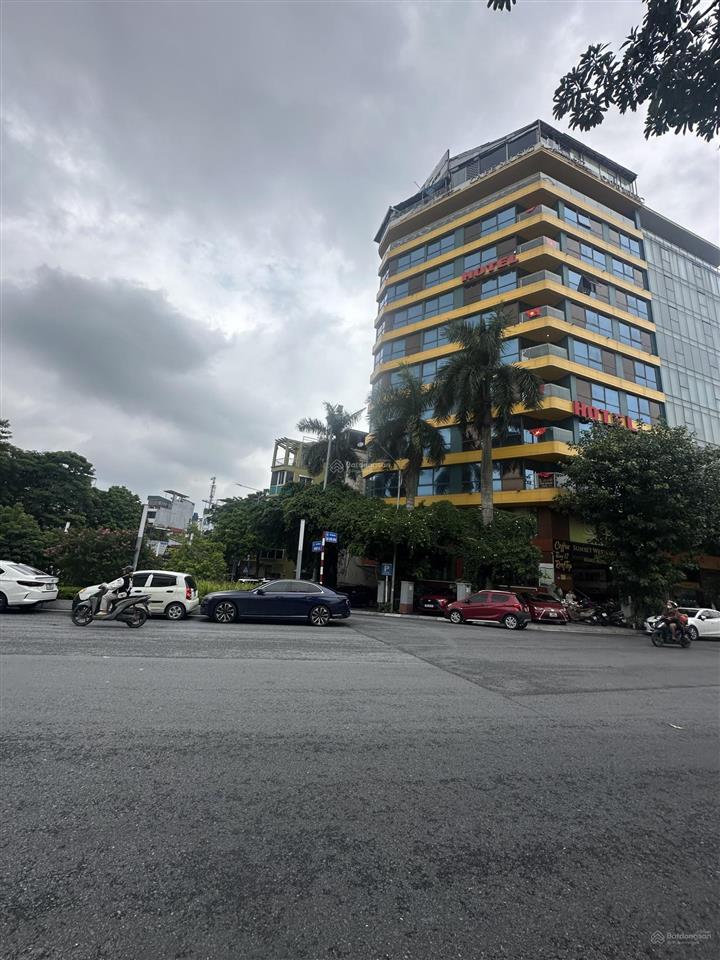 Bán nhà 2tầng dt346mmt12.6m2 thoáng view hồ tâyvỉa hègaramặt phố lạc long quân tây hồ.giá155tỷ